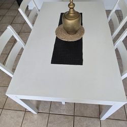 Refurbished White Dining Set 4 Chairs