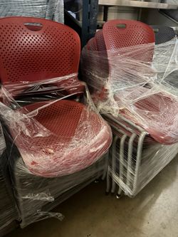 Herman miller caper chair / stacking side chair