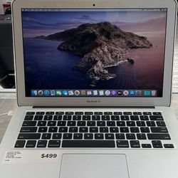 MacBook Air 2015 13-inch, Intel Core i5, 4GB Ram, 121GB GB SSD, Comes With Charger