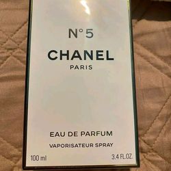 Original colognes and perfumes