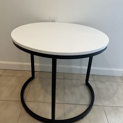 Wooden Circle Table
