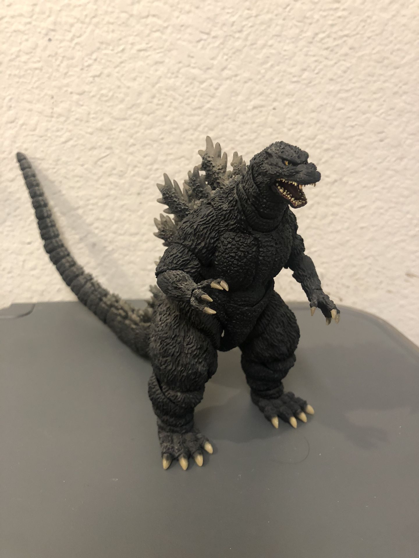Godzilla SH MonsterArts (figure only)