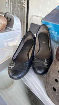 Black Leather Ballet Flats with Buckle Detail