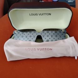 Louis Vuitton Sunglasses 
