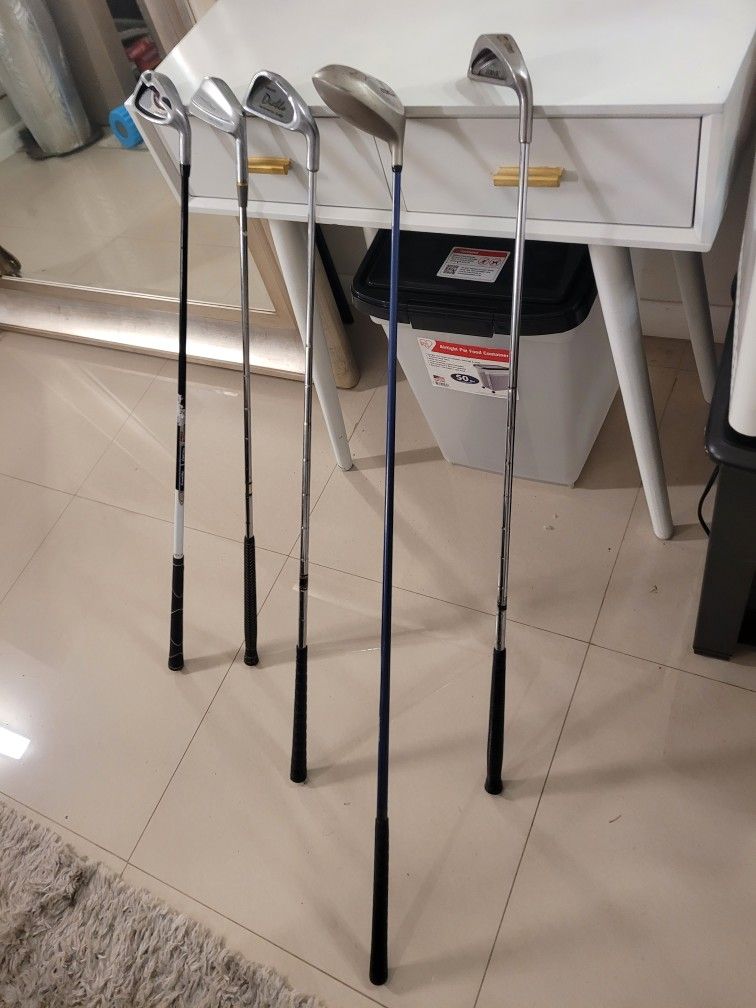 golf club each at $7