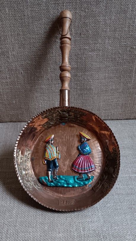 Vintage Copper & Brass Peruvian Wall Hanging Skillet, 16" Artisan Pan w/ Wood Handle Made in Peru