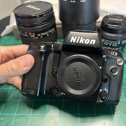 35mm Nikon Film Camera & Lenses