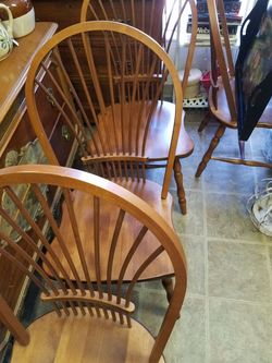 Table 4 chairs solid wood