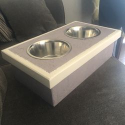 New Eating Area With Bowls Gos Small Dogs Ir Cats / Hablo Español 