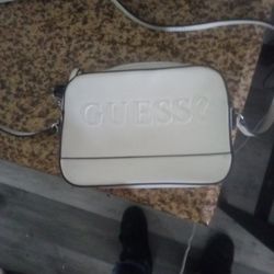 new guess purse 