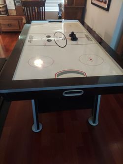 Air Hockey Table