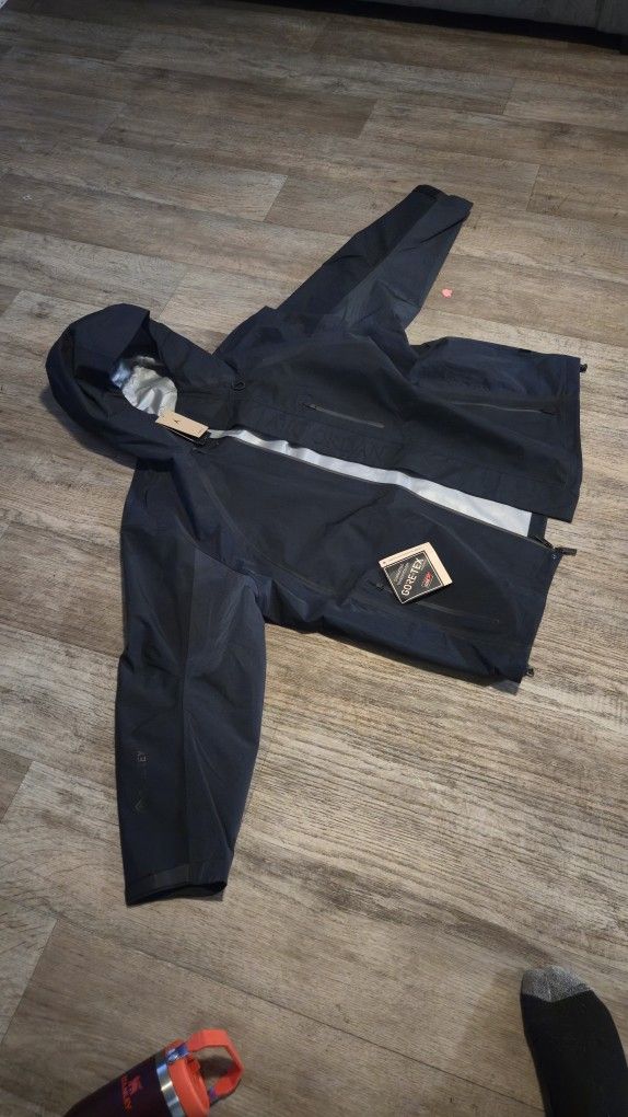3XL Gore-Tex Air Jordon Jacket. "New" Condition Price Negotiable Techwear Waterproof