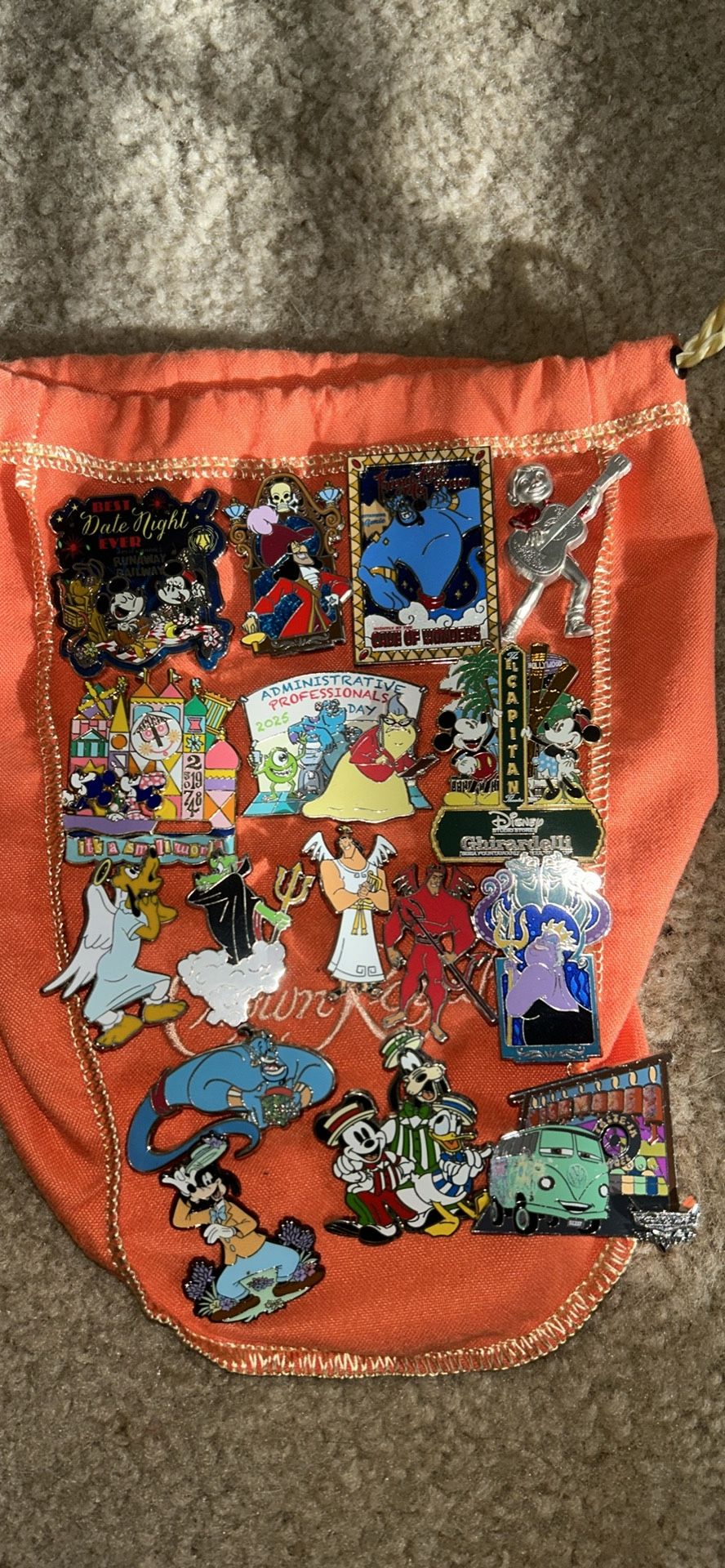 Authentic Disney/Universal Pins 