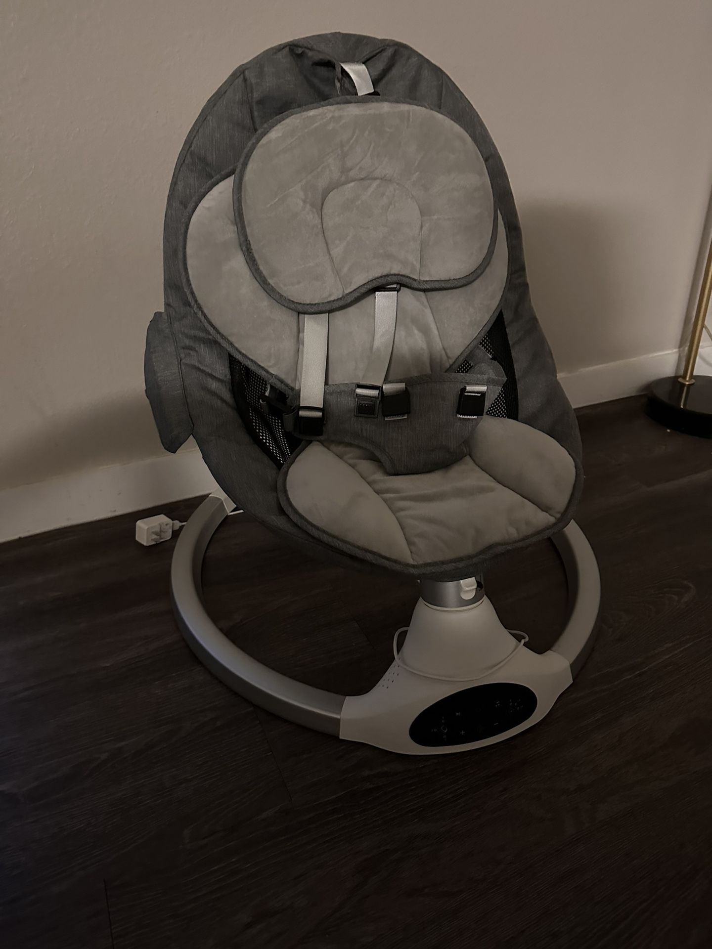 Gray Baby Rocker / Automatic Rocker