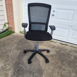 Task Chair