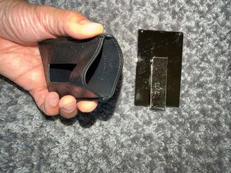 Gucci Black Leather Card Holder with Money Clip