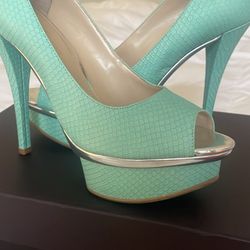 Teal Heels