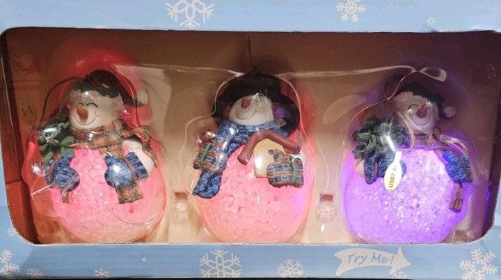 Vintage Clay Dough & Acrylic Snowmen Ornament Color Changing Lights