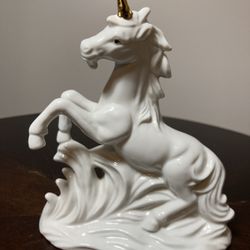 Porcelain Unicorn Gold Horn figurine Price Products Made in Taiwan Collectible