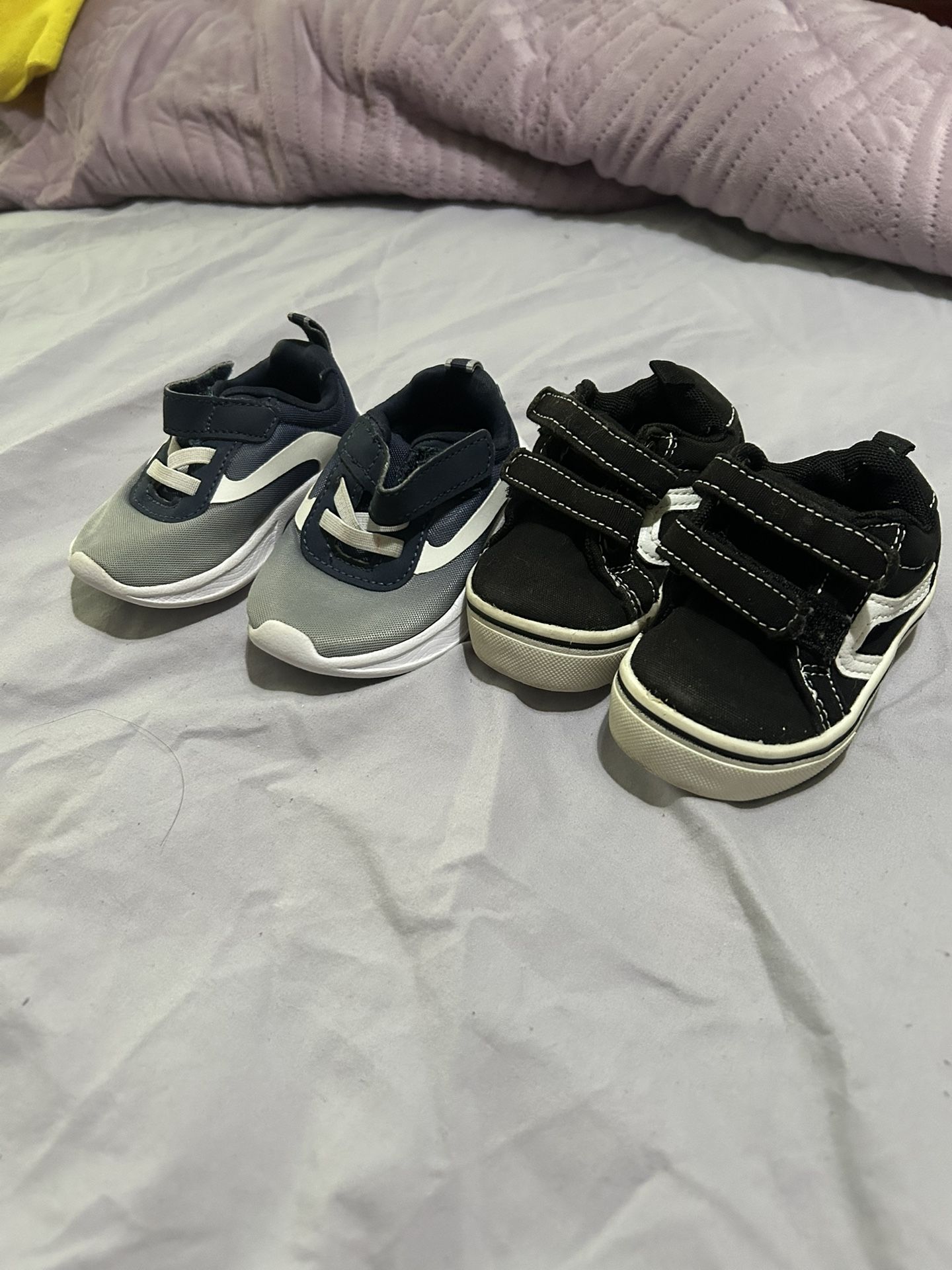 Toddlers little shoes