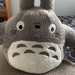 Totoro Plushie 