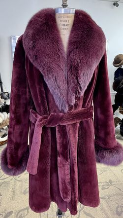 Beautiful Burgundy Sheared Fox Coat With Fox Trim - Large