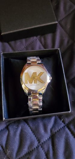 woman watch