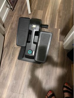 Cubi JR1 under desk Elliptical, under desk bike pedal exerciser