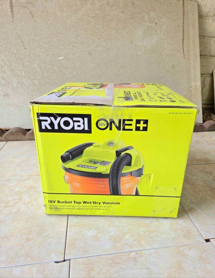 RYOBI 18V Bucket Top Vet Dry Vaccum (Tool-Only)