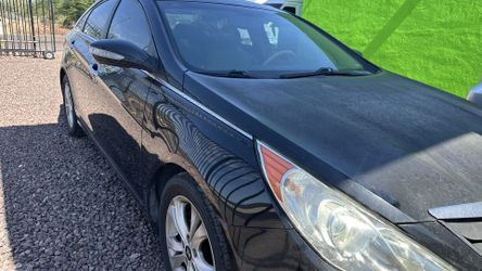 2013 Hyundai Sonata Limited For PARTS PARTS PARTS 