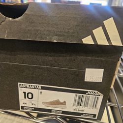 Adidas Astrastar Brand New Tan Color Size 8