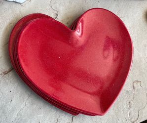 3 Red Heart Plates