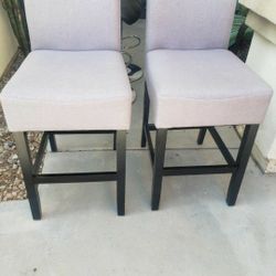 2 Bar Stools Excellent Condition Grey Color 25"