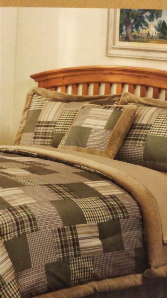Full/Queen Ruff hewn Comforter set