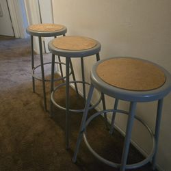 Hardboard Round Lab Stools