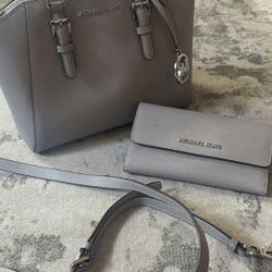 Michael Kors Gray Purse & Wallet Set