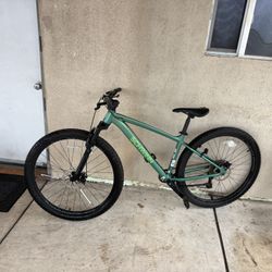 Schwinn Axum Sport 29 Mountain Bike For Sale 