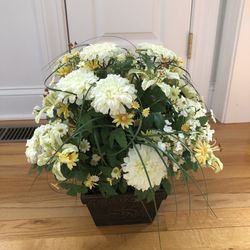 Artificial Floral Arrangements 