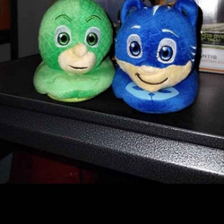 New Slippers Size Small (5-6)