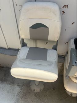 Pontoon boat swivel chair chairs