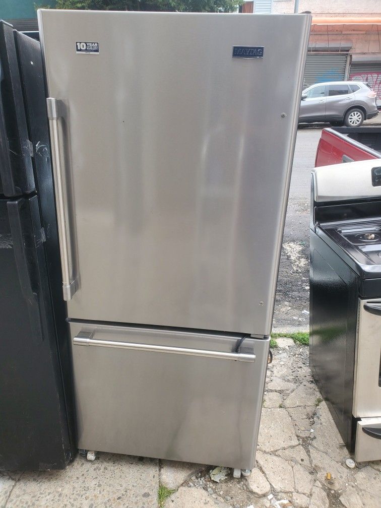 Refrigerator 30 Inches