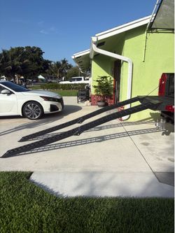 Titan folding ramps