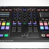 Native Instruments Traktor Kontrol S5 Portable Pro 4-deck Stem DJ Controller