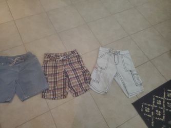 Trur Religion Board Shorts Sizes 36,34, Plad,And White Are34 ,blue Is 36