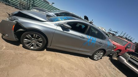 2015 Chrysler 200 Parts