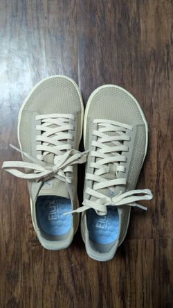 Flux Footwear Knit Low-Top Sneakers