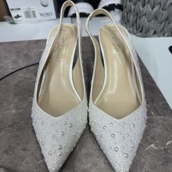 Betsey Johnson Women's Clark Pump