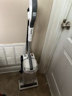 Shark Vacum 