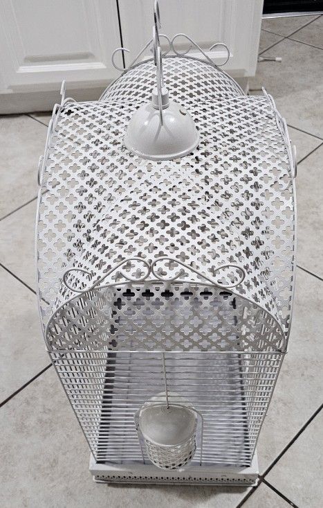 Vintage White Birdcage 