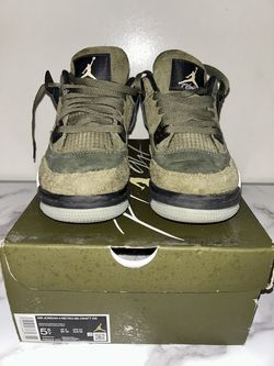 Jordan 4 Retro size 5.5y